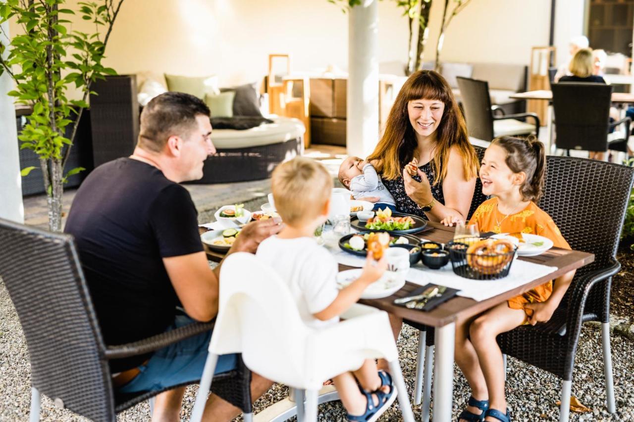 Wirthshof Hotel & Chalets Маркдорф Екстер'єр фото